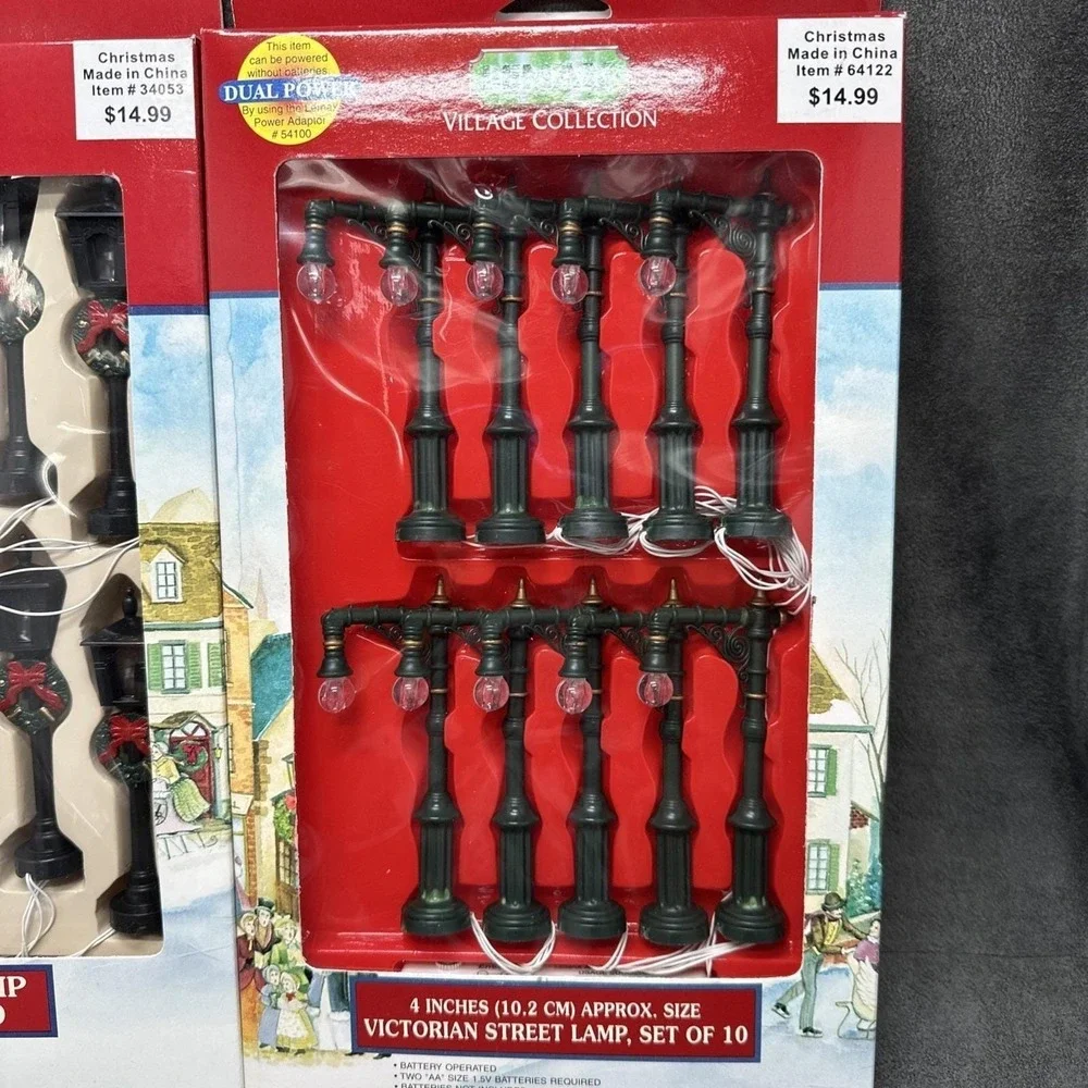 Vintage Lemax Village Collection VICTORIAN/WREATH STREET LAMPS 64122 & 34053